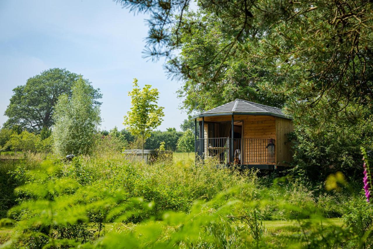 Riverside Cabins Shrewsbury Dış mekan fotoğraf